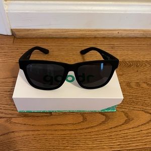 NEW! Goodr sunglasses Hooked on onyx